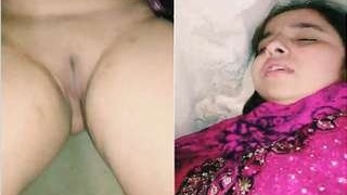 Pretty Pakistani wife gets pounded in her pussy and ass