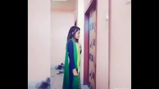 Gujarati babe with small tits gets fucked in a hotel room