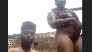 Outdoor sex with a village bhabhi and her lover