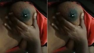 Tamil babe reveals her full breasts