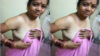 Telugu bhabhi's post-coital attire