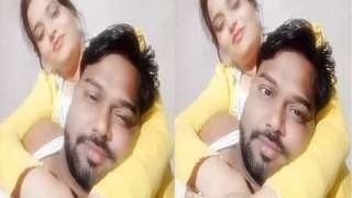 Romantic Desi couple in steamy video