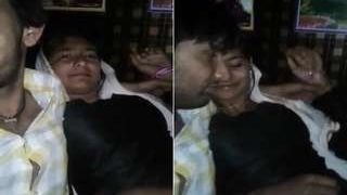 Exclusive Desi Deaver bhabhi's romantic kissing and foreplay