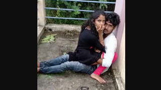 Desi couple enjoys outdoor sex in hot weather