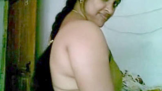 Leaked video of Malayali bhabhi in saree and audio