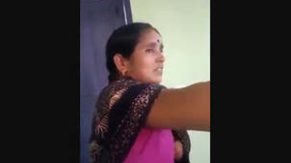 Desi woman gets paid to show her boobs and have sex