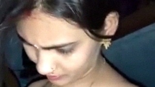 Desi newlyweds flaunt their hot bodies in MMS