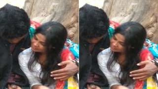 Amateur Indian girl gives a blowjob in exclusive video