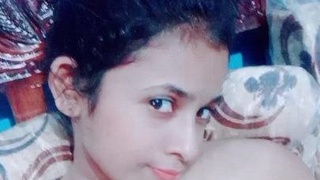 Dehati Desi teen's solo masturbation with dildo and fingers