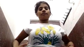 Indian girl strips naked in bathroom for free sexy video