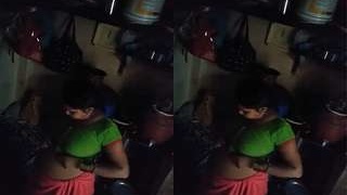 Exclusive video of bhabhi wearing cloths and taking bath