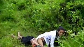 Indian couple enjoys passionate sex in public