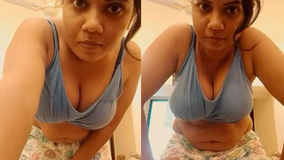 Big-breasted Indian babe with curves