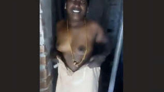 Husband records nude video of his wife from mallu background