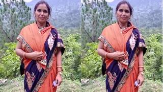 Watch the exclusive video of a bhabhi and her dewar in action