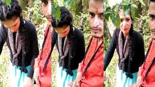 Desi couple enjoys outdoor handjob and sex in public
