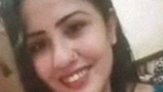 Pakistani girl Qi Majedar's nude selfie and undressing video