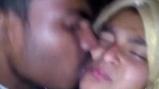 Young couple shares a steamy MMS kiss in amateur video