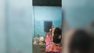 Indian couple enjoys home sex in village