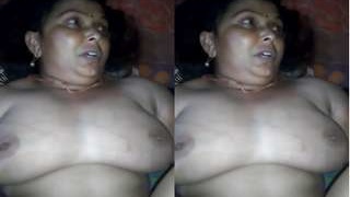 Indian wife gets her asshole stretched by her husband in exclusive video