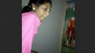 Indian couple shares passionate kisses and oral pleasure in steamy video