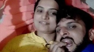 Newlyweds indulge in steamy home sex video
