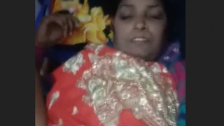 Mature bhabhi gets pounded by lover, making loud noises