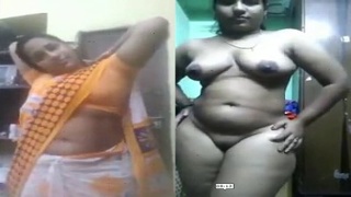 Tamil aunty's big boobs and naughty show