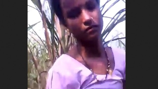 Desi bhabi gets wild in the jungle