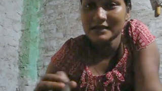 Bhabi from a village gives a handjob and blowjob