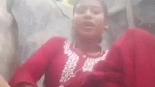 Indian girl from Dehati uses dildo for masturbation