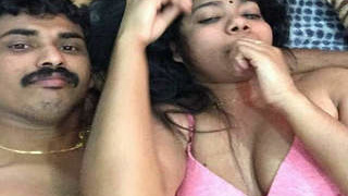 Desi Tamil guy's leaked MMS shows him enjoying girls