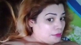 Watch a busty Indian aunt in a naughty selfie video