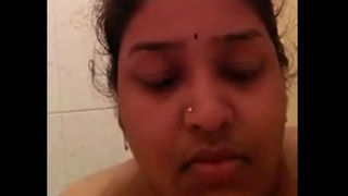 Experience the Sensuality of a Desi Bhabi in HD Video