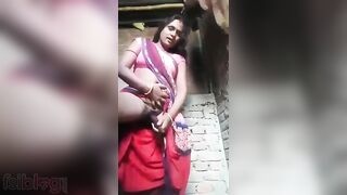 Horny village bhabhi dildoing and rolling pin play
