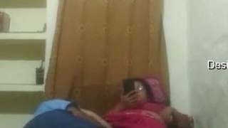Desi aunt accepts offer to star in XXX video