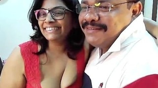 Desi Aunty's big boobs and love for camming
