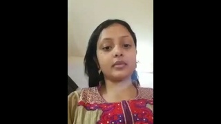 Hot college girl from Lucknow shows off her body