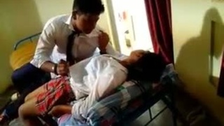 Indian home sex video of teen girl's hardcore sex with lover