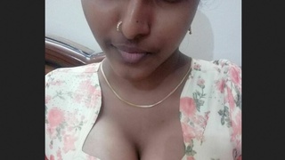 Cute Tamil girl in action: A collection of hot videos