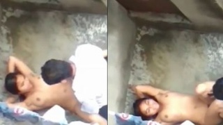 Indian girl gets fucked on a rooftop in explicit video