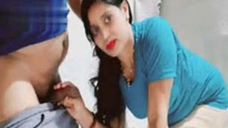 Live stream of a mature Punjabi woman having sex