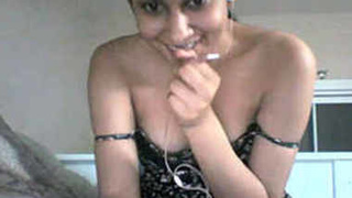 Beautiful desi girl shows off her boobs to her boyfriend