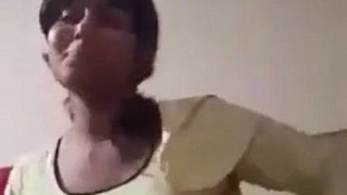 Hairy Indian pussy gets fucked in real sex video