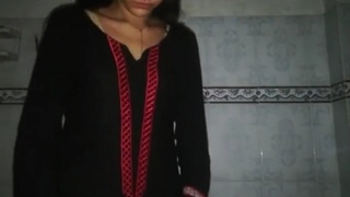 Lucknow girl records nude video for lover