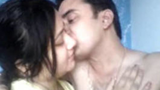 Indian couples flaunt their breasts in a steamy video