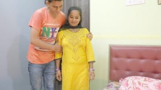 Boltikahani's hot performance in Zordar's desimasti video