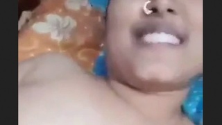 Watch as a bhabhi gets her pussy pounded hard with fingers