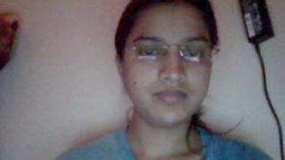 Cute young girl pleasures herself in a steamy video