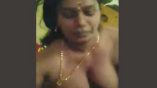 Aunty Mallu gives her ex-boyfriend a satisfying blowjob